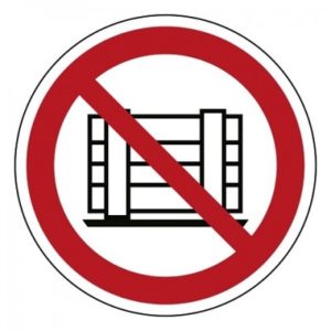 goederen opslaan of neerzetten verboden, sticker, ISO 7010, BHV, VCA, verbod